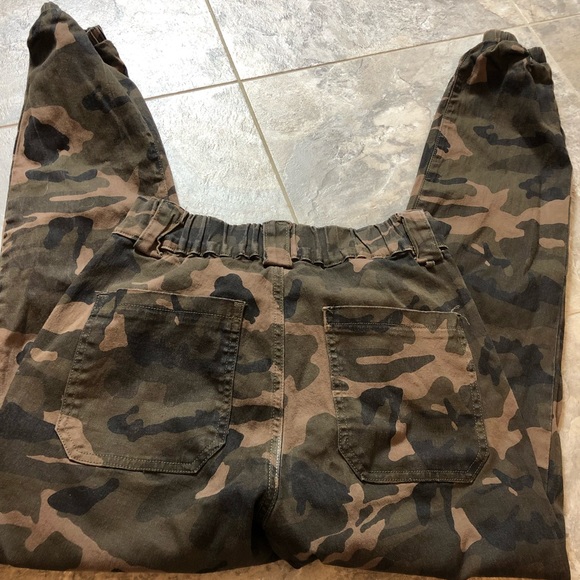 Camo cargo pants - Picture 2 of 2